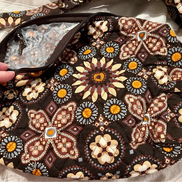 Vera Bradley 4 piece set: large tote, crossbody, large cosmetic bag, wallet - Picture 3 of 5